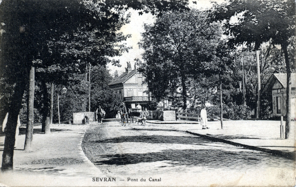 SEVRAN (S.-et-O.) — Pont du Canal
